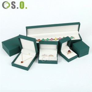 Groothandel op maat logo zwart kunstleer papier sieraden doos luxe oorbel armband hanger ring doos sieraden verpakking