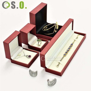 Caja de exhibición de joyería de regalo de cuero de imitación de Libro Blanco de plástico colgante de collar de venta caliente