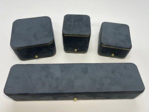 Custom Logo Plastic Velvet Jewellery Boxes