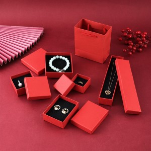 Embalaje de caja de joyería de papel listo en stock, cajas duras pequeñas con tapa para collares, pulseras, anillos, ganancias