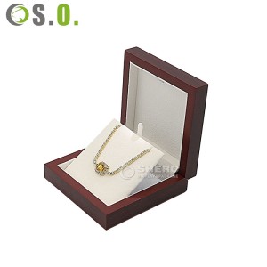 Caixa de madeira feita sob encomenda do nível superior para o veludo do pendente do anel da joia dentro da caixa de madeira da joia