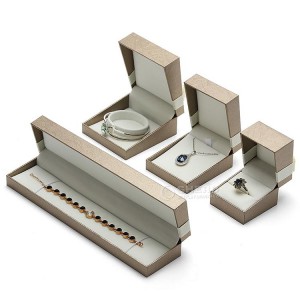 Moda de último diseño hecha en caja de embalaje de anillo de joyería de plástico de China