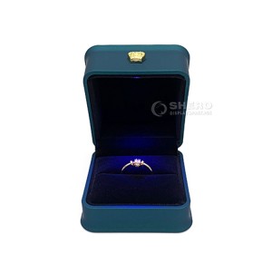 Custom jewelry gift velvet plastic boxes with custom ring led necklace big packaging pendant bracelet box