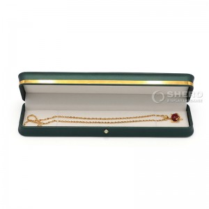 Hochwertiges PU-Lederring-Perlen-Schmuckkästchen-Set mit Dekorationsknopf. Luxus-Schmuckverpackungsschachtel mit Goldbesatz und individuellem Design