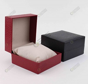 Logotipo personalizado de la caja de reloj de cuero de PU del mejor rectángulo de calidad con funda de almohada y papel