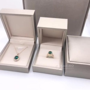 Set di scatole per anelli di gioielli con orecchini in pelle pu regalo di lusso nero di nuovo design