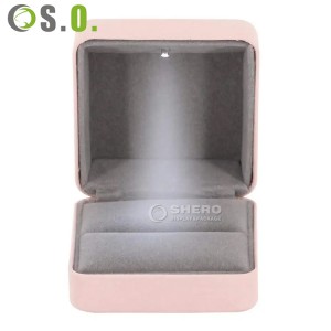 Caja de almacenamiento de joyería de Metal rosa con logotipo personalizado, caja de embalaje de joyería de hierro para pendiente de anillo, superventas, alta calidad
