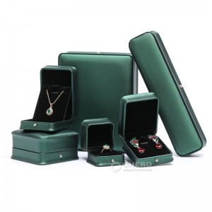 Wholesale Low MOQ Jewelry Set Box Custom Logo Unique Luxury Gift Satin Velvet PU Leather Jewelry Box