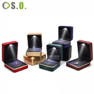 Wholesale Custom Luxury Jewelry Box Ring jade pendant packing led light leather jewelry ring box Jewelry Box packaging