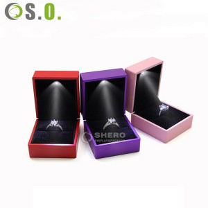 Logotipo personalizado de fábrica luz branca atacado jóias brincos colar pulseira caixa de embalagem preto led anel caixa de jóias