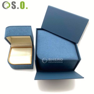 Boîtes en gros fournitures boîte à bijoux de luxe en velours bleu texture avec logo personnalisé