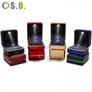 wholesale Luxury pendant necklace ring earring gold border jewelry packaging gift box with light