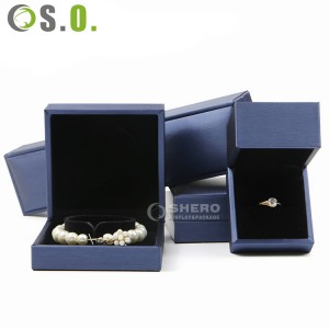 Kundenspezifisches luxuriöses blaues PU-Lederarmband-Ring-Handketten-Verpackungskasten-Schmuckkästchen-Set
