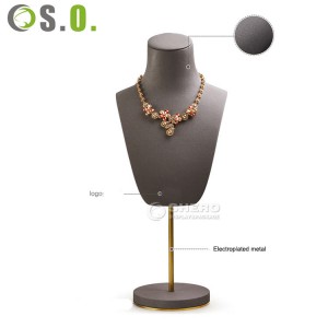 Alat Peraga Tampilan Toko Perhiasan Latar Belakang Logam Suede Microfiber Desain Bagus untuk Perhiasan Cincin Anting