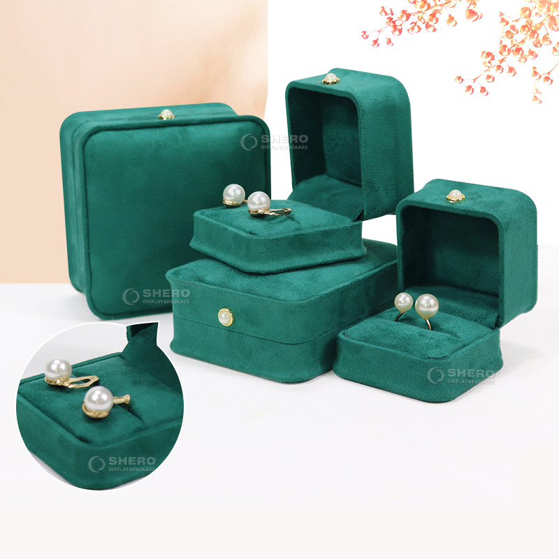 Modern luxury jewelry package jewelry storage with button